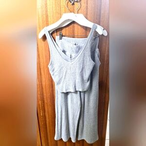 Set capri sweatpants and crop top